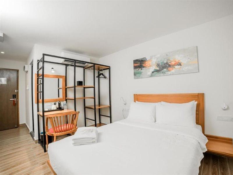 The Point Boutique Hotel Джохор Бахру Екстериор снимка