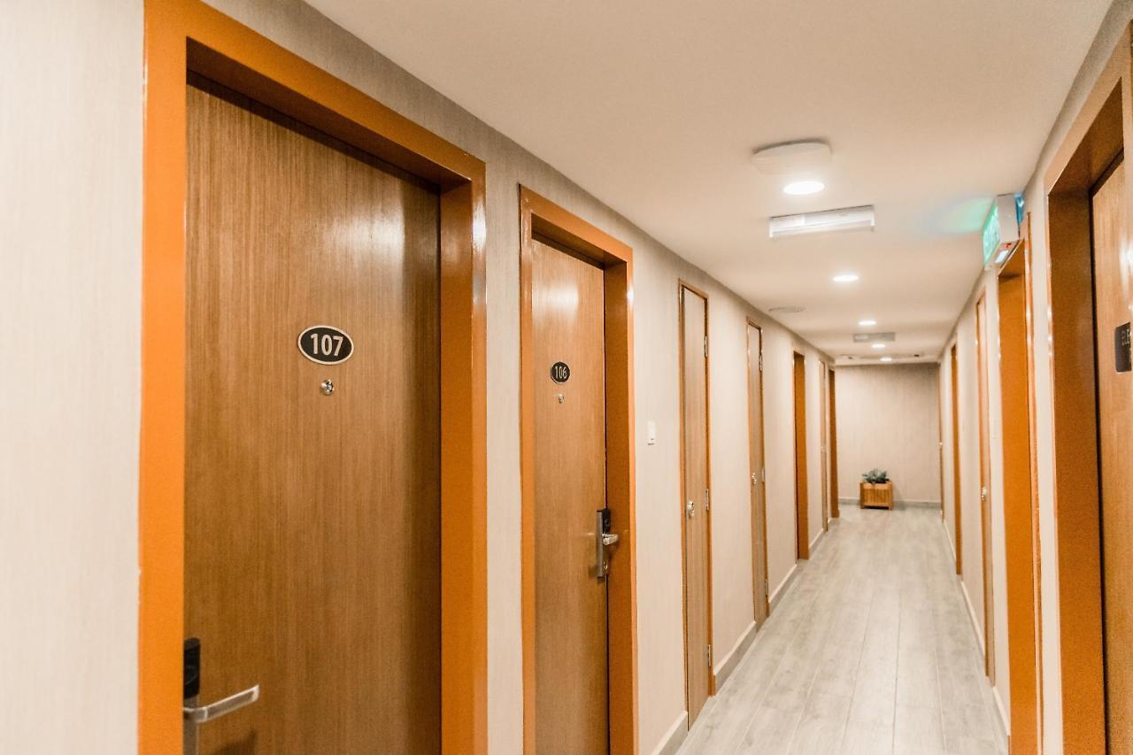 The Point Boutique Hotel Джохор Бахру Екстериор снимка