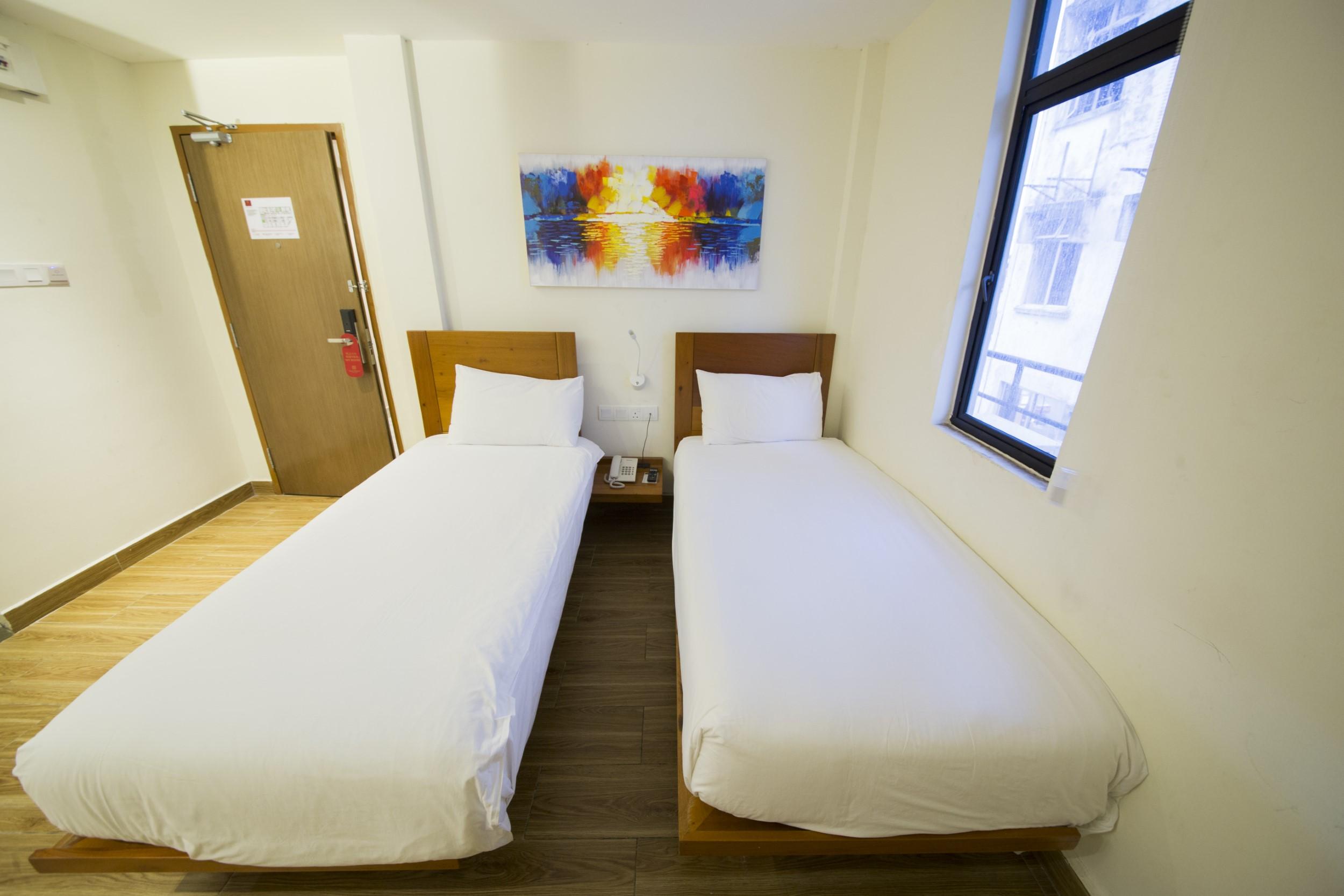 The Point Boutique Hotel Джохор Бахру Екстериор снимка