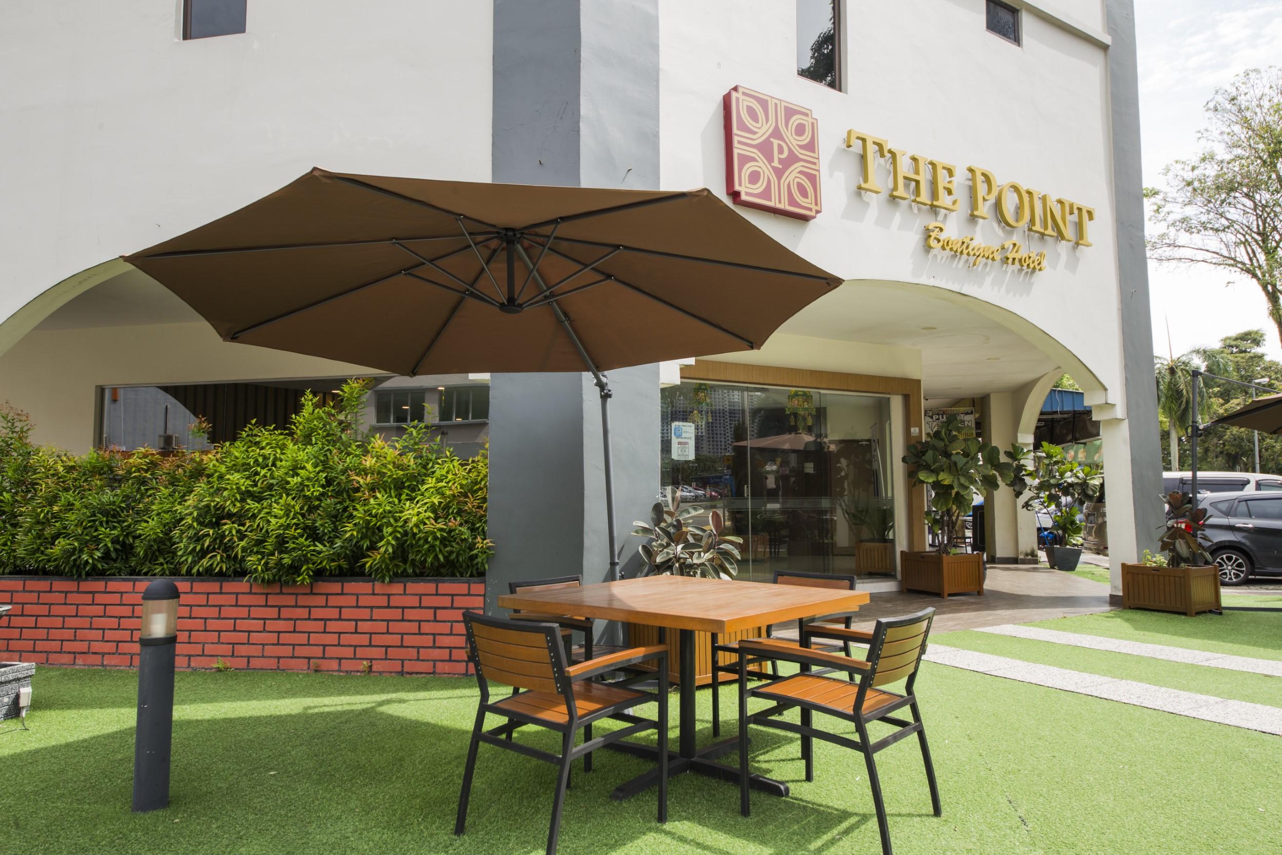 The Point Boutique Hotel Джохор Бахру Екстериор снимка